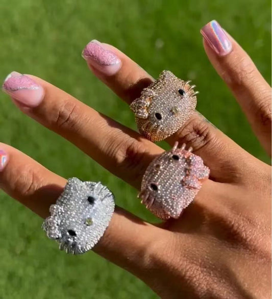Hello Bling Ring - Y2K Style